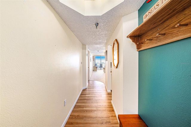 2530 GARY CIRCLE 802, Dunedin, FL 34698