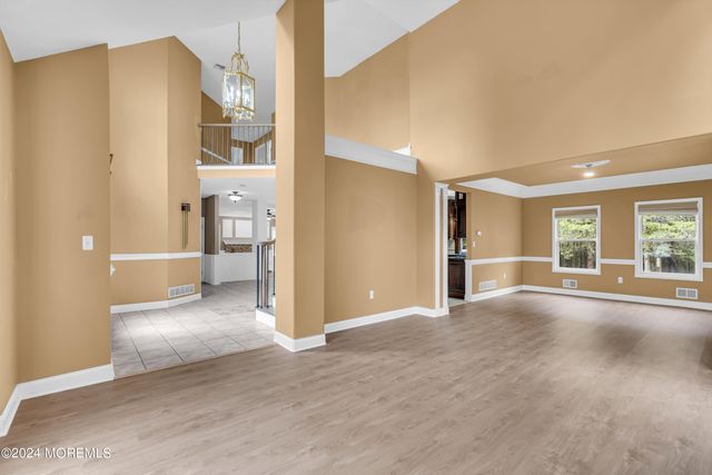 1562 Priscilla Court, Toms River, NJ 08753