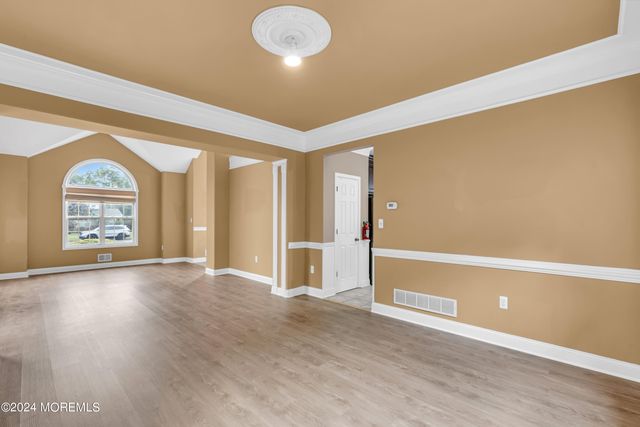 1562 Priscilla Court, Toms River, NJ 08753