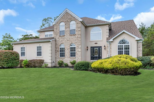 1562 Priscilla Court, Toms River, NJ 08753