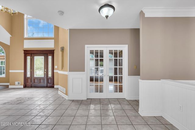 1562 Priscilla Court, Toms River, NJ 08753