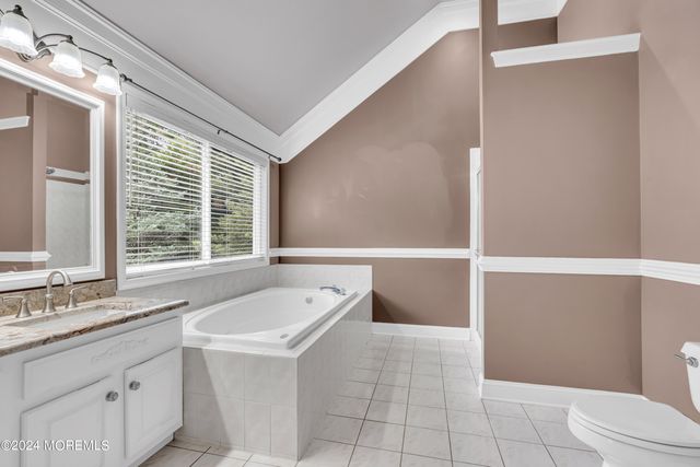 1562 Priscilla Court, Toms River, NJ 08753