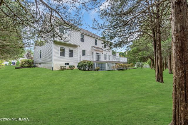 1562 Priscilla Court, Toms River, NJ 08753