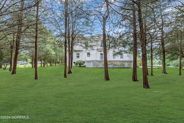 1562 Priscilla Court, Toms River, NJ 08753