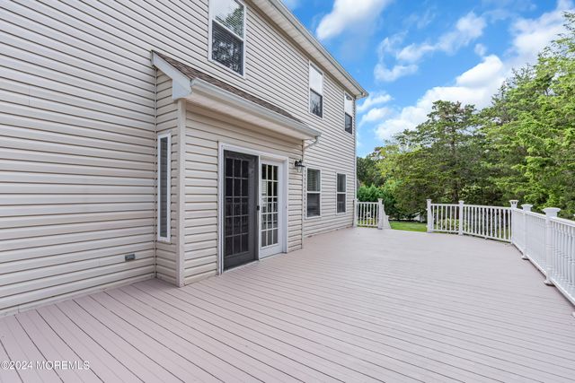 1562 Priscilla Court, Toms River, NJ 08753