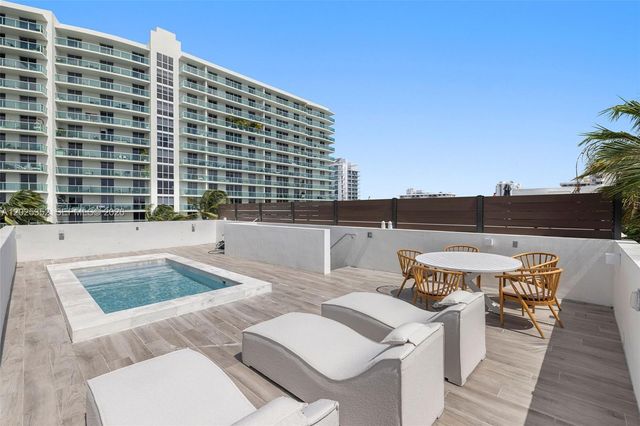 1525 Bay Road, Miami Beach, FL 33139
