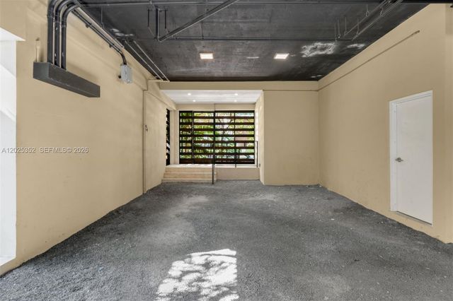 1525 Bay Road, Miami Beach, FL 33139