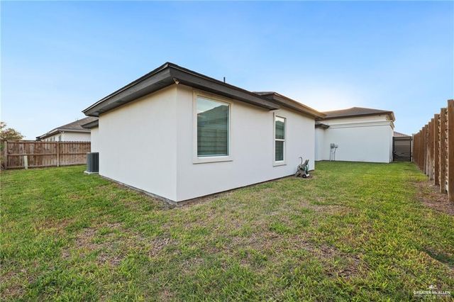 604 Glenwood Avenue, Mission, TX 78572