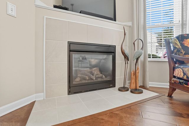 1636 Chestnut Farms Loop, 12, Grove City, OH 43123