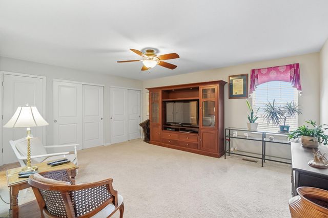 1636 Chestnut Farms Loop, 12, Grove City, OH 43123