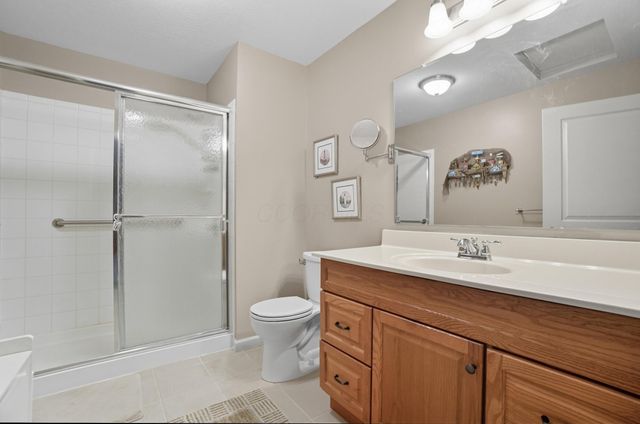 1636 Chestnut Farms Loop, 12, Grove City, OH 43123