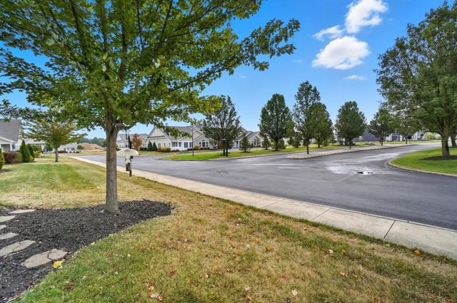 1636 Chestnut Farms Loop, 12, Grove City, OH 43123