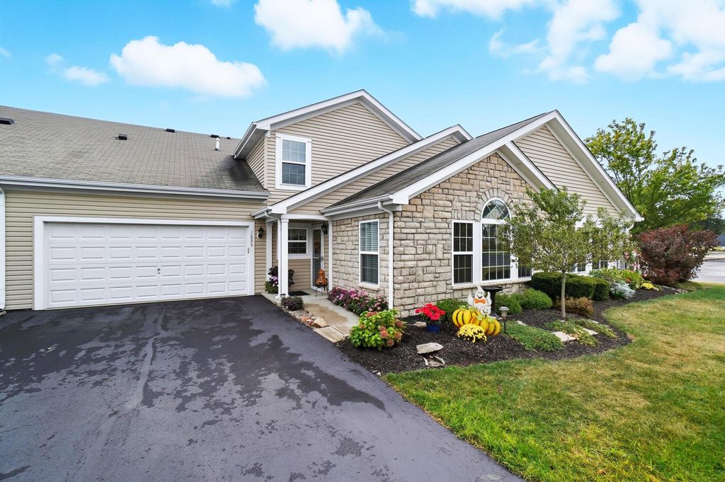 1636 Chestnut Farms Loop, 12, Grove City, OH 43123