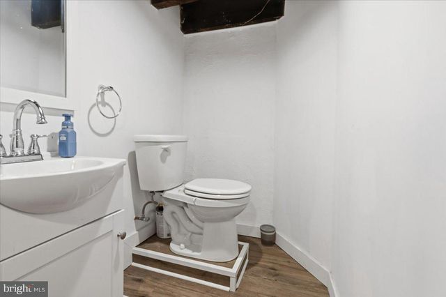 1158 MARLYN RD, Philadelphia, PA 19151