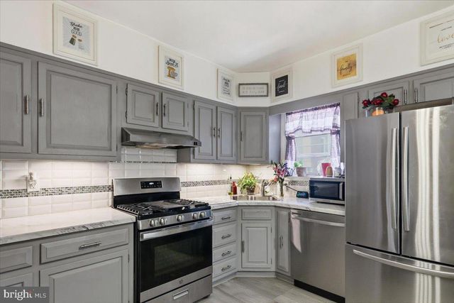 1158 MARLYN RD, Philadelphia, PA 19151