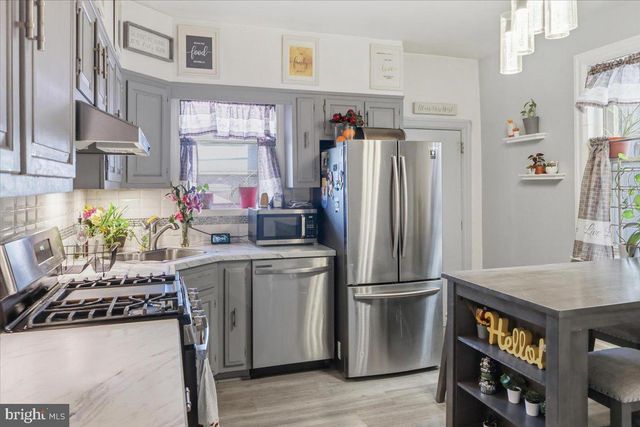 1158 MARLYN RD, Philadelphia, PA 19151