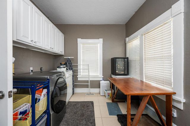 1005 Classen Boulevard, Norman, OK 73071