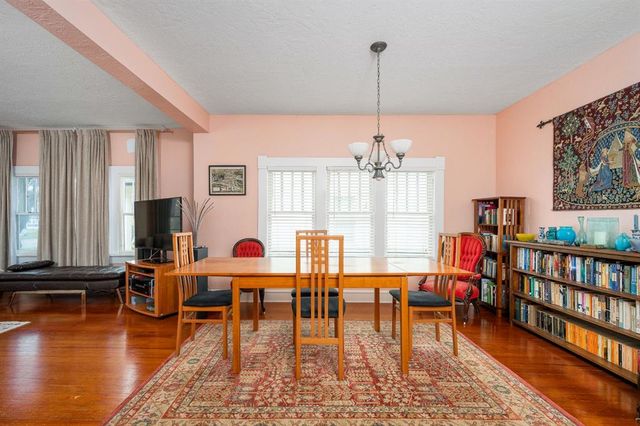 1005 Classen Boulevard, Norman, OK 73071