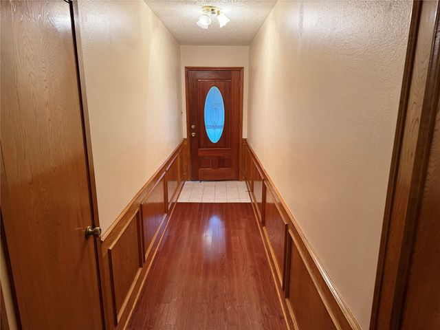 913 Cannan Drive, Angleton, TX 77515