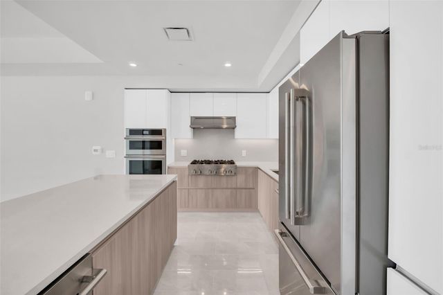 400 CENTRAL AVENUE 2205, St Petersburg, FL 33701