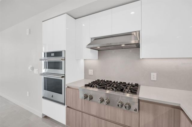 400 CENTRAL AVENUE 2205, St Petersburg, FL 33701