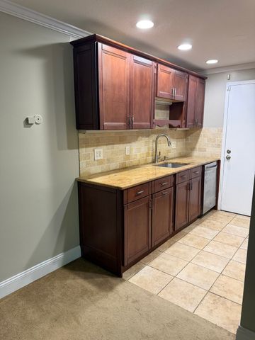 9 Village Rock 1, Natick, MA 01760