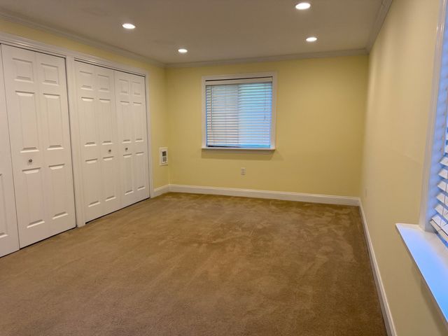 9 Village Rock 1, Natick, MA 01760