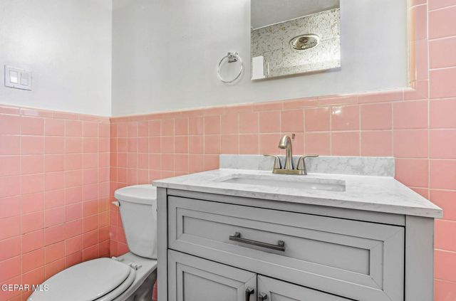 6033 ALCALDE Avenue, El Paso, TX 79912