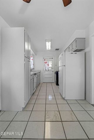 6033 ALCALDE Avenue, El Paso, TX 79912