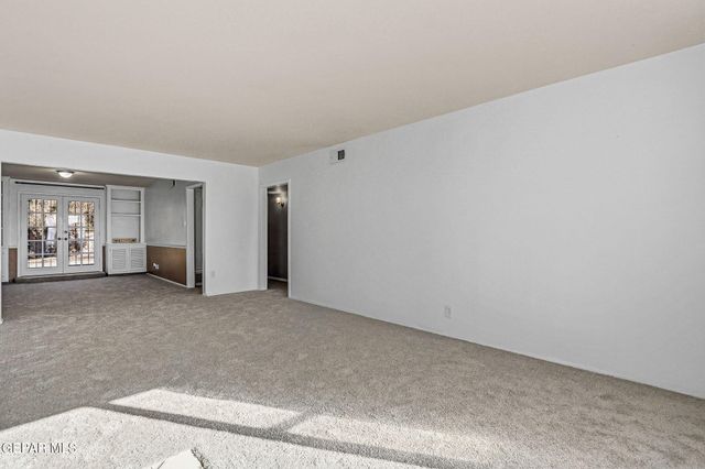 6033 ALCALDE Avenue, El Paso, TX 79912