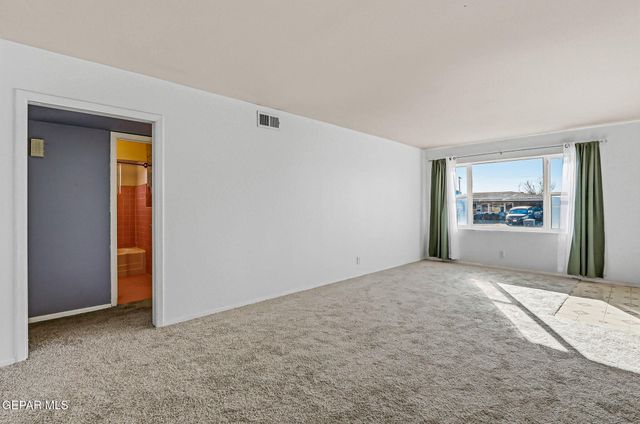 6033 ALCALDE Avenue, El Paso, TX 79912