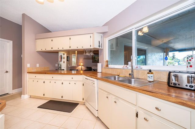 4008 BARNSLEY DRIVE, Orlando, FL 32812