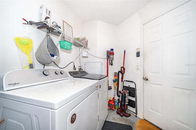 4008 BARNSLEY DRIVE, Orlando, FL 32812