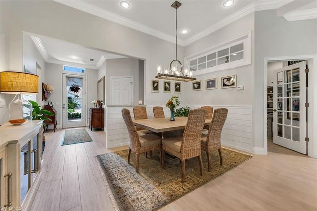 9343 Fieldstone LN, Naples, FL 34120