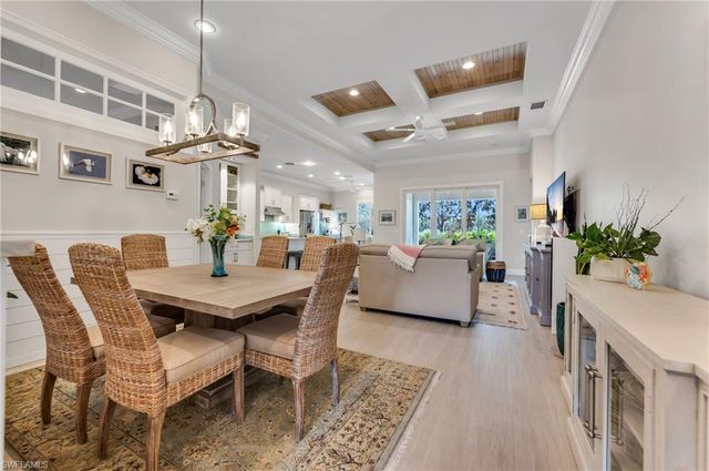 9343 Fieldstone LN, Naples, FL 34120