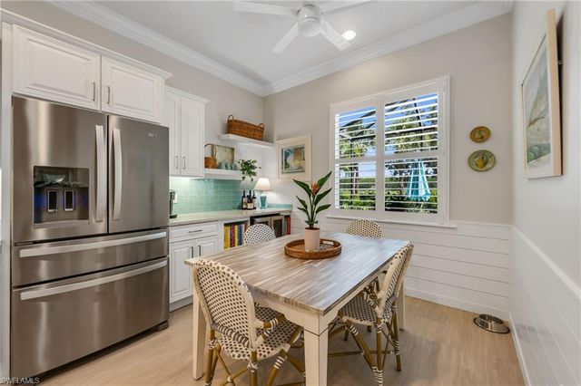 9343 Fieldstone LN, Naples, FL 34120