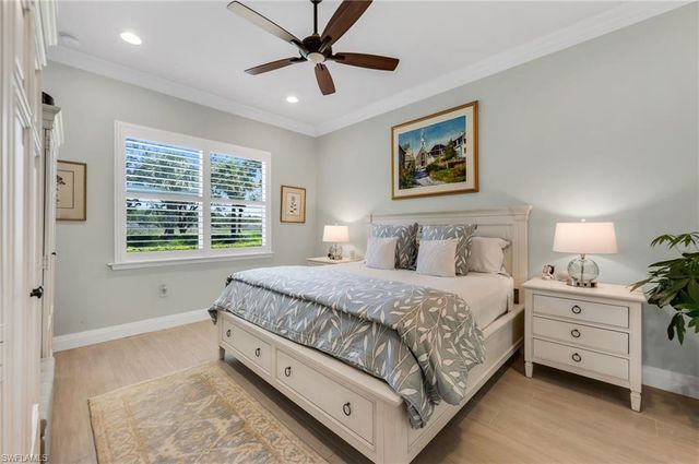 9343 Fieldstone LN, Naples, FL 34120