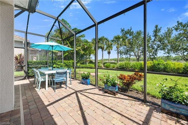 9343 Fieldstone LN, Naples, FL 34120