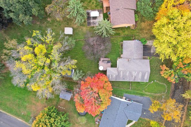 10359 Huntington Drive, Eden Prairie, MN 55347