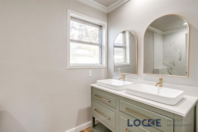 5916 Norma Drive, Fort Worth, TX 76114