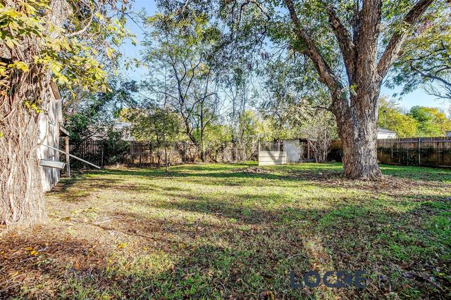 5916 Norma Drive, Fort Worth, TX 76114