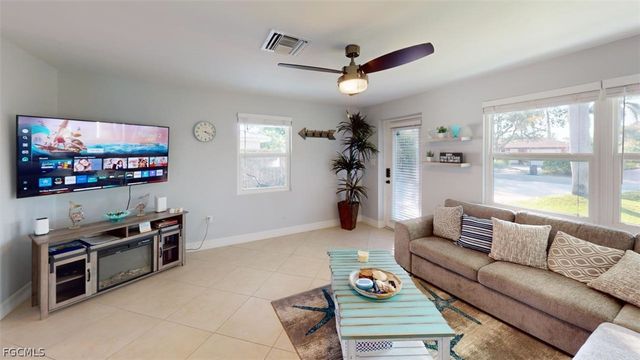560 E Valley DR, Bonita Springs, FL 34134