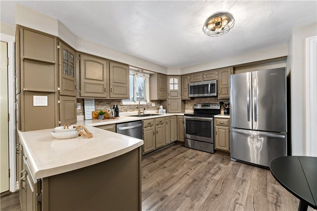 325 Sarver Rd, Buffalo Twp, PA 16055