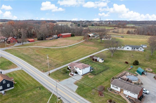 325 Sarver Rd, Buffalo Twp, PA 16055