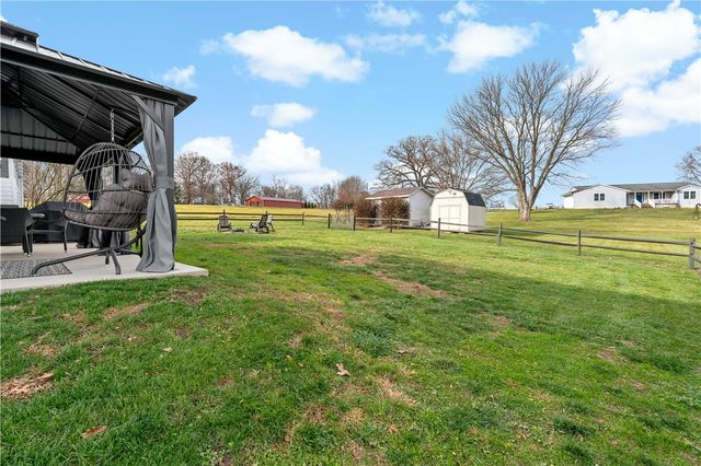 325 Sarver Rd, Buffalo Twp, PA 16055