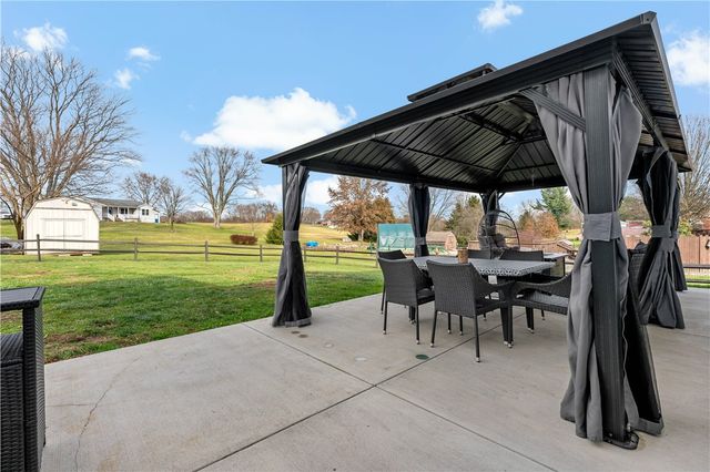 325 Sarver Rd, Buffalo Twp, PA 16055