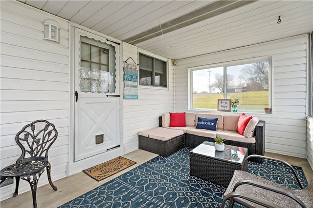 325 Sarver Rd, Buffalo Twp, PA 16055