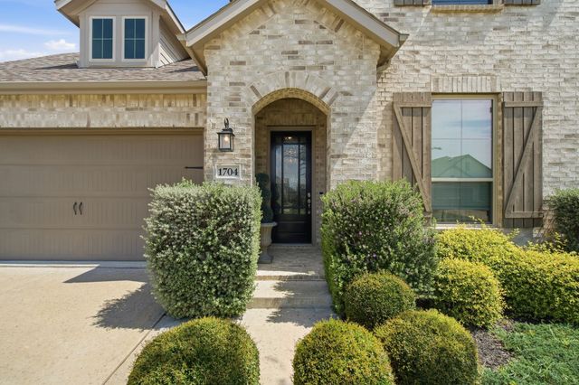 1704 Snowdrop Drive, Celina, TX 75078
