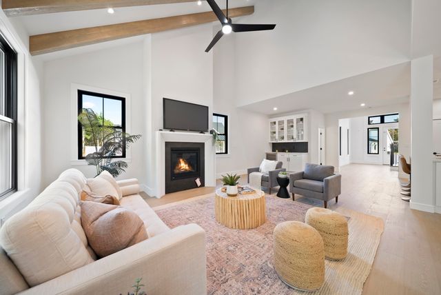 55 Trails Edge Road, Windham, NH 03087