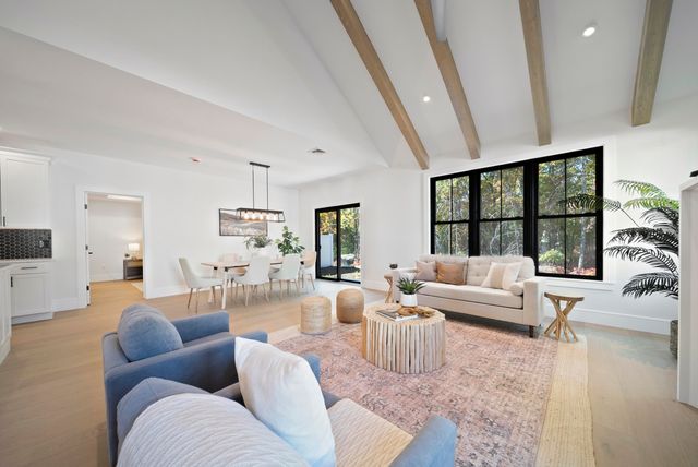 55 Trails Edge Road, Windham, NH 03087